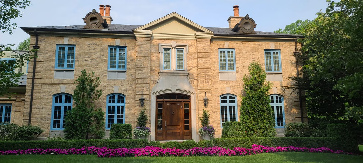 Stone Facade Estate Classical Arched Windows - Exterior Painting by Z&Z Painting