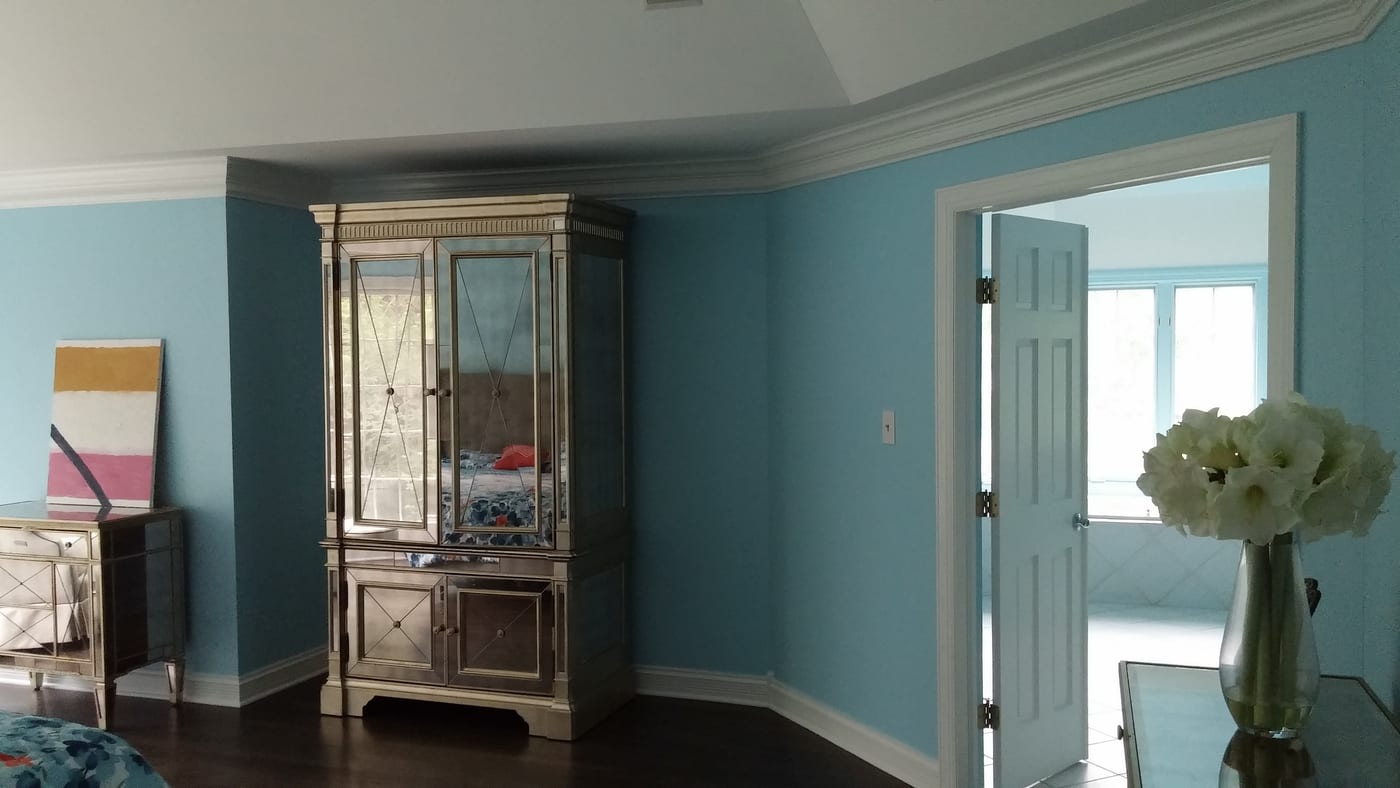 Interior Walls Painting Detail - Interior Painting by Z&Z Painting