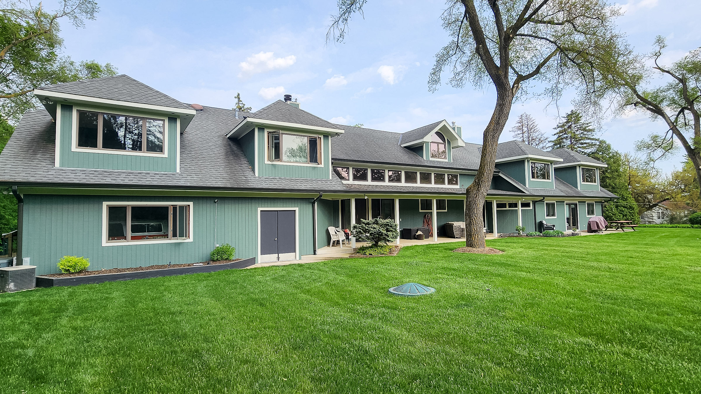 Professional Weather Damage Restoration by Z&Z Painting